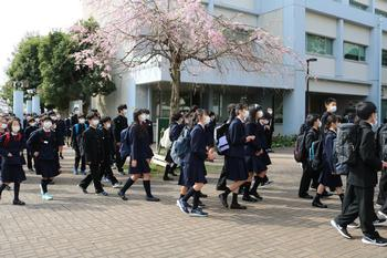 横浜市立南高校附属中学校の制服画像まとめ・口コミ評判・制服詳細レビュー