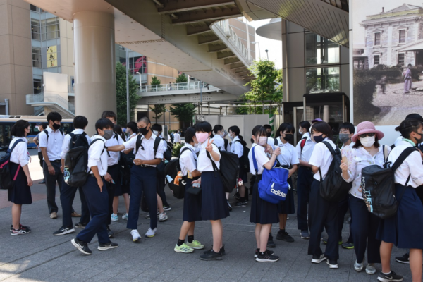 相模原市立弥栄中学校の制服画像まとめ・口コミ評判・制服詳細レビュー