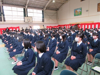 相模原市立弥栄中学校の制服画像まとめ・口コミ評判・制服詳細レビュー