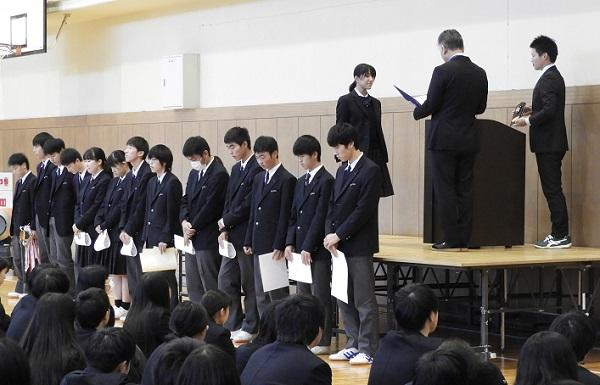 京都府立城陽高校の制服写真画像動画まとめ・レビュー口コミ評判・生徒の着こなし・夏服冬服詳細情報