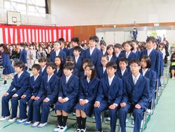 横浜市立美しが丘中学校の制服画像まとめ・口コミ評判・制服詳細レビュー