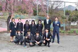 相模原市立鳥屋中学校の制服画像まとめ・口コミ評判・制服詳細レビュー