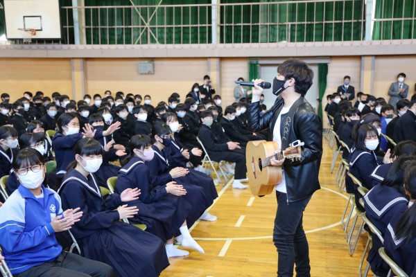 一宮市立浅井中学校の制服写真画像まとめ・レビュー口コミ評判・生徒の着こなし・夏服冬服詳細情報