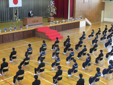 稲沢市立大里中学校の制服写真画像まとめ・レビュー口コミ評判・生徒の着こなし・夏服冬服詳細情報