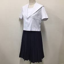 稲沢市立稲沢西中学校の制服写真画像まとめ・レビュー口コミ評判・生徒の着こなし・夏服冬服詳細情報