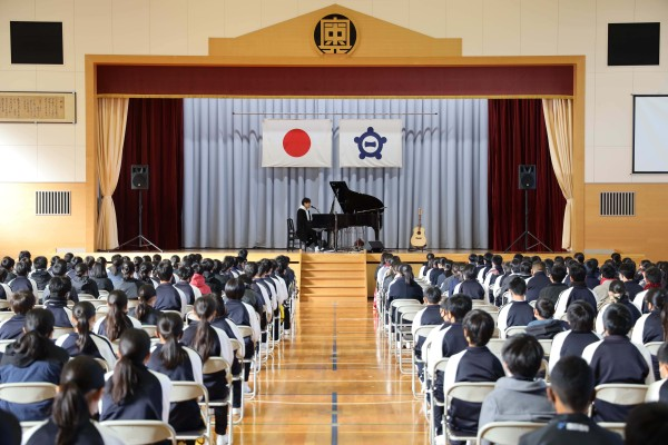 一宮市立奥中学校の制服写真画像まとめ・レビュー口コミ評判・生徒の着こなし・夏服冬服詳細情報・新制服旧制服比較【2022/令和4年新制服】