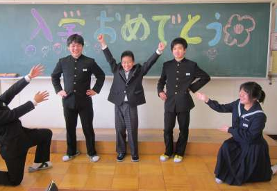 一宮市立奥中学校の制服写真画像まとめ・レビュー口コミ評判・生徒の着こなし・夏服冬服詳細情報・新制服旧制服比較【2022/令和4年新制服】