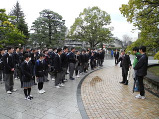 京都府立須知高校の制服写真画像まとめ・レビュー口コミ評判・生徒の着こなし・夏服冬服詳細情報