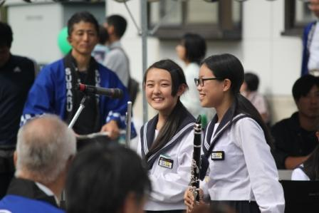 半田市立亀崎中学校の制服写真画像まとめ・レビュー口コミ評判・生徒の着こなし・夏服冬服詳細情報・新制服旧制服比較【2023/令和5年新制服】
