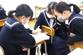 名古屋市立八王子中学校の制服写真画像動画まとめ・レビュー口コミ評判・生徒の着こなし・夏服冬服詳細情報