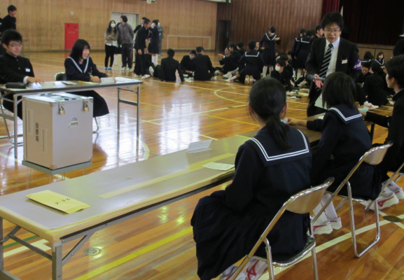 長久手市立長久手中学校の制服写真画像まとめ・レビュー口コミ評判・生徒の着こなし・夏服冬服詳細情報・新制服旧制服比較【2022/令和4年新制服】