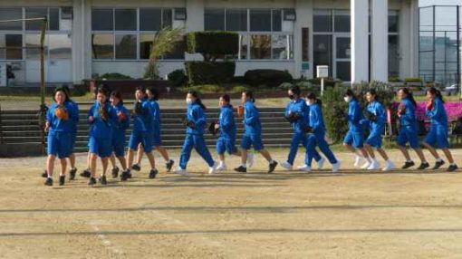 弥富市立十四山中学校の制服写真画像まとめ・レビュー口コミ評判・生徒の着こなし・夏服冬服詳細情報
