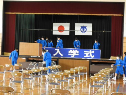 弥富市立十四山中学校の制服写真画像まとめ・レビュー口コミ評判・生徒の着こなし・夏服冬服詳細情報