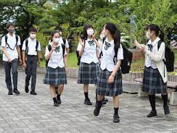 愛知中学高校の制服写真画像まとめ・レビュー口コミ評判・生徒の着こなし・夏服冬服詳細情報