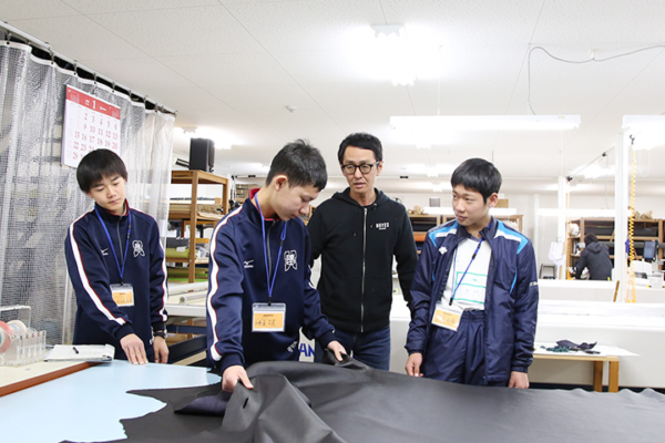 名古屋市立北陵中学校の制服写真画像まとめ・レビュー口コミ評判・生徒の着こなし・夏服冬服詳細情報