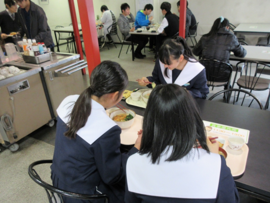 名古屋市立北陵中学校の制服写真画像まとめ・レビュー口コミ評判・生徒の着こなし・夏服冬服詳細情報