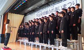 豊田市立下山中学校の制服写真画像まとめ・レビュー口コミ評判・生徒の着こなし・夏服冬服詳細情報
