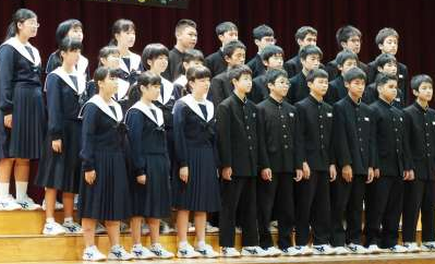 碧南市立中央中学校の制服写真画像まとめ・レビュー口コミ評判・生徒の着こなし・夏服冬服詳細情報