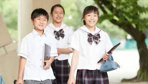 名古屋経済大学市邨中学高校の制服写真画像動画まとめ・レビュー口コミ評判・生徒の着こなし・夏服冬服詳細情報【いちむらがくえん】・旧制服新制服比較