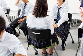 京都市立塔南高校の制服写真画像まとめ・レビュー口コミ評判・生徒の着こなし・夏服冬服詳細情報