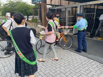 京都市立塔南高校の制服写真画像まとめ・レビュー口コミ評判・生徒の着こなし・夏服冬服詳細情報