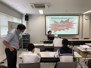 愛西市立佐屋中学校の制服写真画像まとめ・レビュー口コミ評判・生徒の着こなし・夏服冬服詳細情報