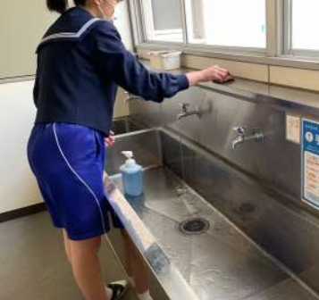 一宮市立木曽川中学校の制服写真画像まとめ・レビュー口コミ評判・生徒の着こなし・夏服冬服詳細情報・新制服旧制服比較【2022/令和4年度新制服】学ランセーラー服廃止