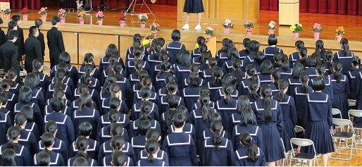 高浜市立高浜中学校の制服写真画像まとめ・レビュー口コミ評判・生徒の着こなし・夏服冬服詳細情報