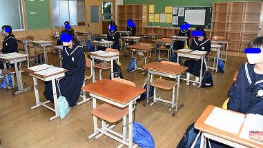 愛西市立佐織中学校の制服写真画像まとめ・レビュー口コミ評判・生徒の着こなし・夏服冬服詳細情報