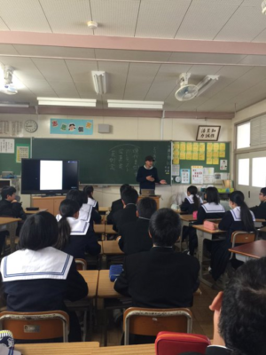 豊田市立逢妻中学校の制服写真画像まとめ・レビュー口コミ評判・生徒の着こなし・夏服冬服詳細情報