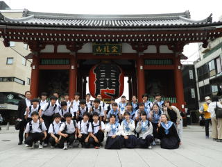 みよし市立三好丘中学校の制服写真画像まとめ・レビュー口コミ評判・生徒の着こなし・夏服冬服詳細情報