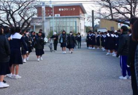 安城市立安城西中学校の制服写真画像まとめ・レビュー口コミ評判・生徒の着こなし・夏服冬服詳細情報