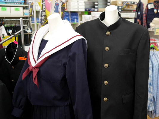 みよし市立南中学校の制服写真画像動画まとめ・レビュー口コミ評判・生徒の着こなし・夏服冬服詳細情報