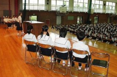 清須市立西枇杷島中学校の制服写真画像まとめ・レビュー口コミ評判・生徒の着こなし・夏服冬服詳細情報│全国中高制服グラム全国47都道府県の中学校