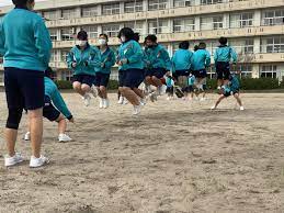 知多市立東部中学校の制服写真画像まとめ・レビュー口コミ評判・生徒の着こなし・夏服冬服詳細情報