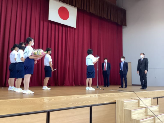 西尾市立一色中学校の制服写真画像まとめ・レビュー口コミ評判・生徒の着こなし・夏服冬服詳細情報
