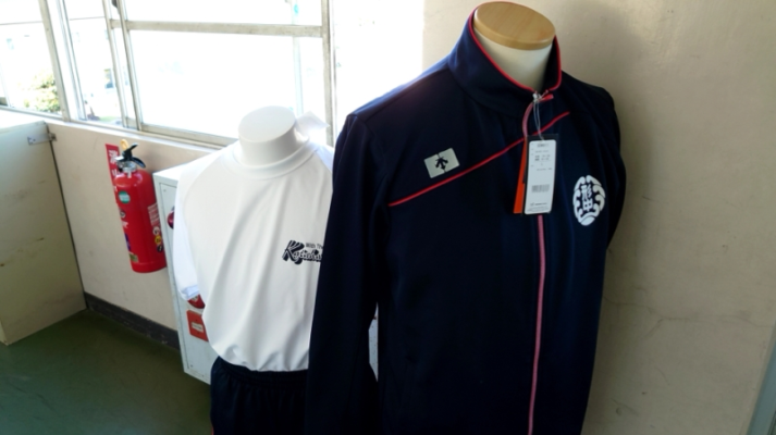 蒲郡市立形原中学校の制服写真画像まとめ・レビュー口コミ評判・生徒の着こなし・夏服冬服詳細情報