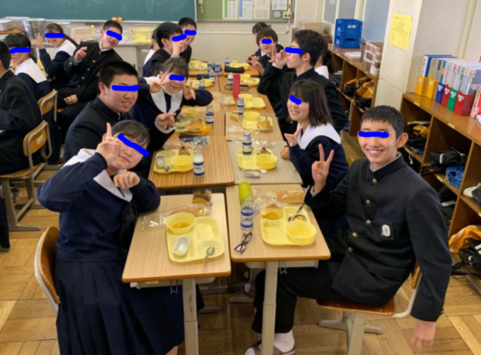 豊明市立豊明中学校の制服写真画像まとめ・レビュー口コミ評判・生徒の着こなし・夏服冬服詳細情報