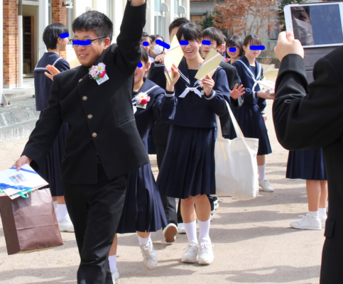 設楽町立津具中学校の制服写真画像まとめ・レビュー口コミ評判・生徒の着こなし・夏服冬服詳細情報
