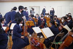 岡崎市立福岡中学校の制服写真画像動画まとめ・レビュー口コミ評判・生徒の着こなし・夏服冬服詳細情報