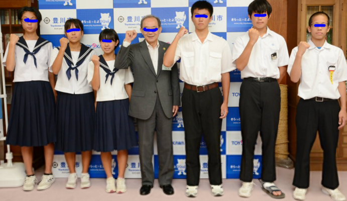 豊川市立小坂井中学校の制服写真画像まとめ・レビュー口コミ評判・生徒の着こなし・夏服冬服詳細情報