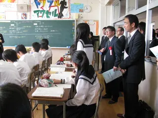 愛知教育大学附属名古屋中学校の制服写真画像まとめ・レビュー口コミ評判・生徒の着こなし・夏服冬服詳細情報
