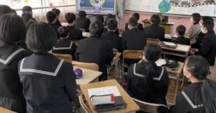豊田市立足助中学校の制服写真画像まとめ・レビュー口コミ評判・生徒の着こなし・夏服冬服詳細情報