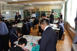 岡崎市立岩津中学校の制服写真画像動画まとめ・レビュー口コミ評判・生徒の着こなし・夏服冬服詳細情報