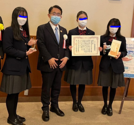 名古屋国際中学高校の制服写真画像動画まとめ・レビュー口コミ評判・生徒の着こなし・夏服冬服詳細情報