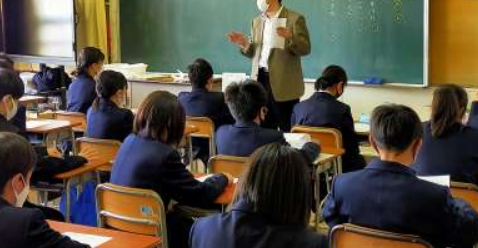犬山市立犬山中学校の制服写真画像まとめ・レビュー口コミ評判・生徒の着こなし・夏服冬服詳細情報