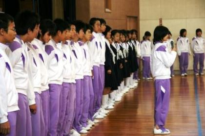 小牧市立岩崎中学校の制服写真画像まとめ・レビュー口コミ評判・生徒の着こなし・夏服冬服詳細情報