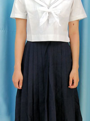 小牧市立岩崎中学校の制服写真画像まとめ・レビュー口コミ評判・生徒の着こなし・夏服冬服詳細情報