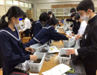 北名古屋市立白木中学校の制服写真画像まとめ・レビュー口コミ評判・生徒の着こなし・夏服冬服詳細情報