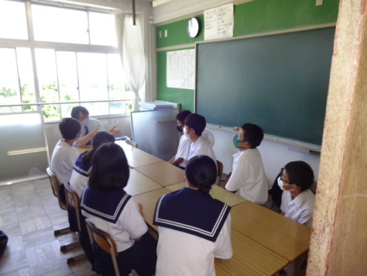 豊橋市立高豊中学校の制服写真画像まとめ・レビュー口コミ評判・生徒の着こなし・夏服冬服詳細情報